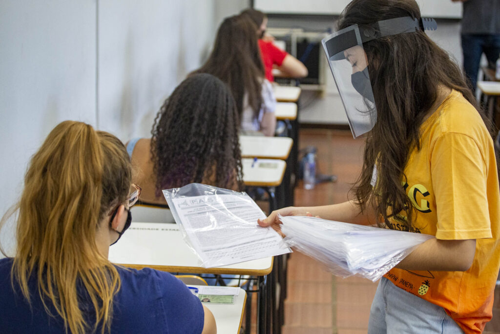 UEM divulga homologação das inscrições do PAS e Vestibular 2021 | Maringá  Mais - Informação e Credibilidade